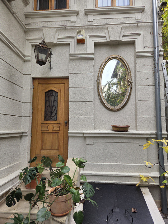 Vila interbelica de inchiriat/pretabila activitati comerciale/Victoriei