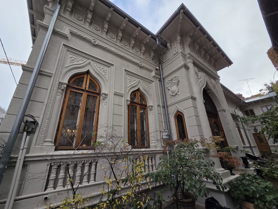 Vila interbelica de inchiriat/pretabila activitati comerciale/Victoriei