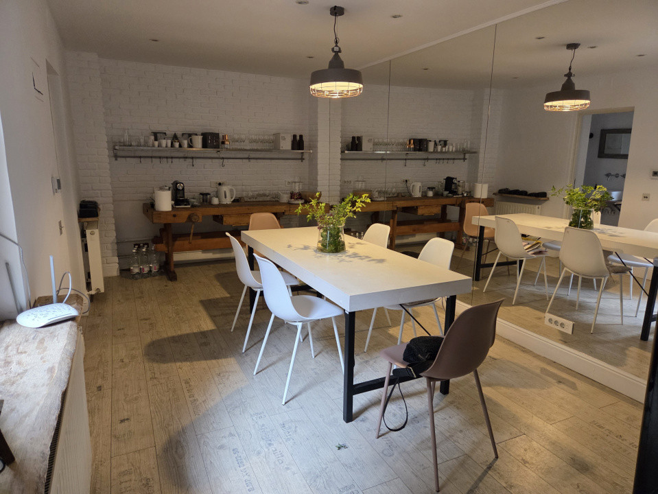 Vila interbelica de inchiriat/pretabila activitati comerciale/Victoriei