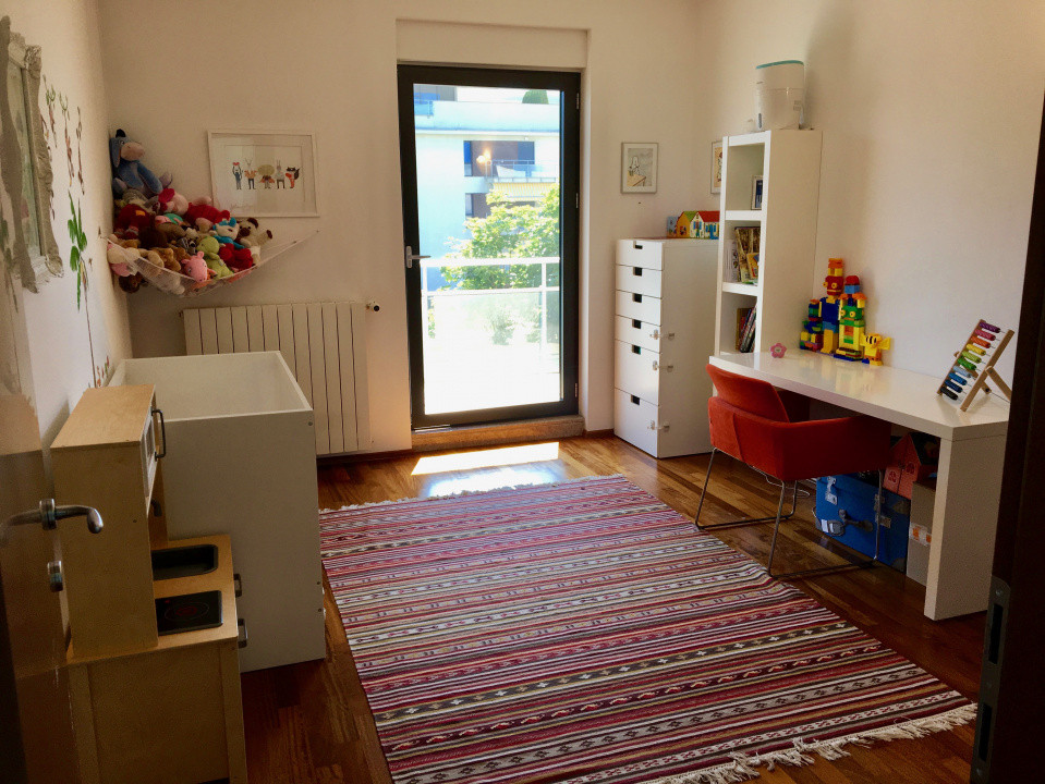 Apartament cu trei camere si doua locuri de parcare, in Baneasa Rezidential