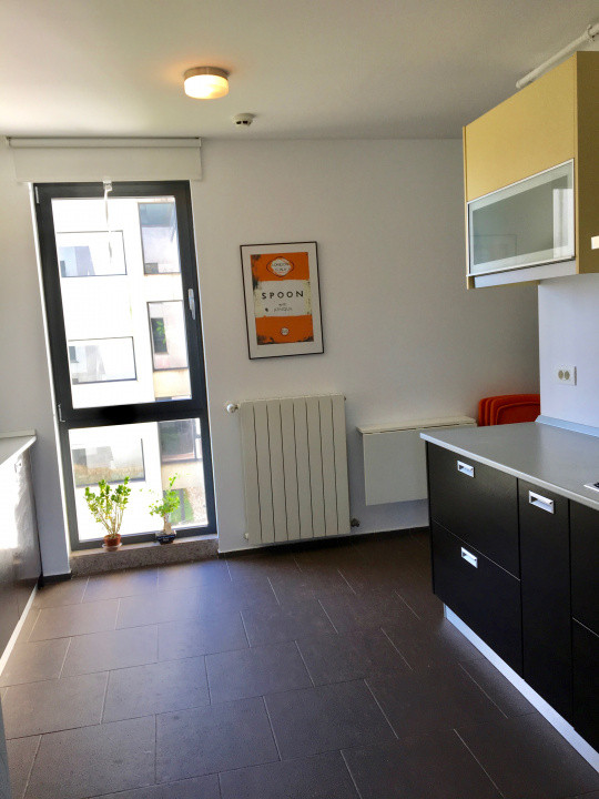 Apartament cu trei camere si doua locuri de parcare, in Baneasa Rezidential