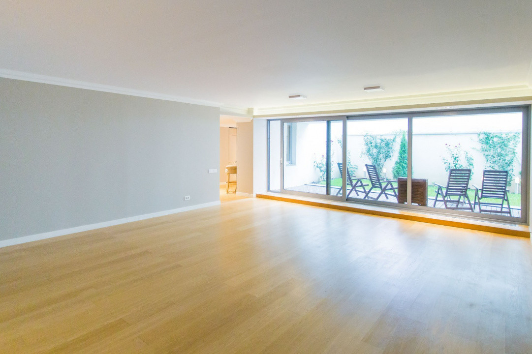 Apartament cu gradina, langa Piata Victoriei