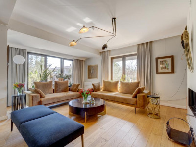 Vila eleganta cu 7 camere, cu curte generoasa, in apropierea Scolii Americane