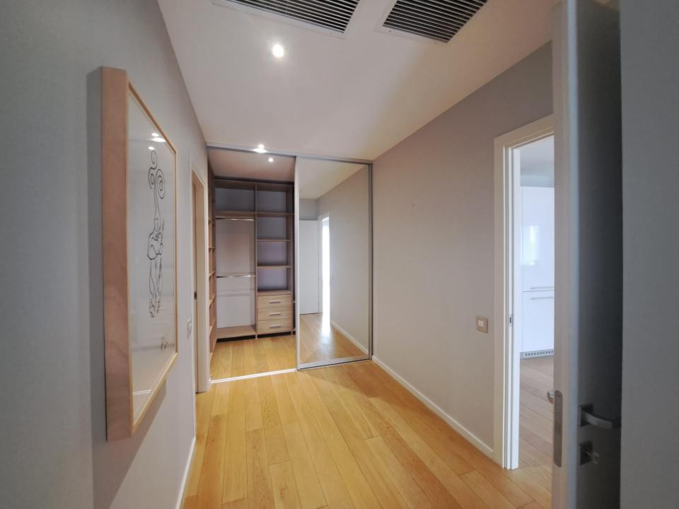 Apartament cu 4 camere - eleganta si confort langa parcul Herastrau