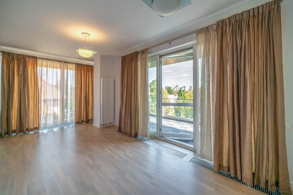 Beautiful and bright apartment, close to Kiseleff Park