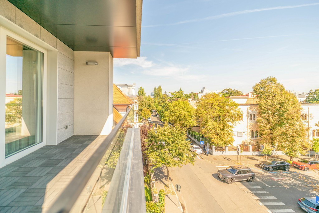 Beautiful and bright apartment, close to Kiseleff Park