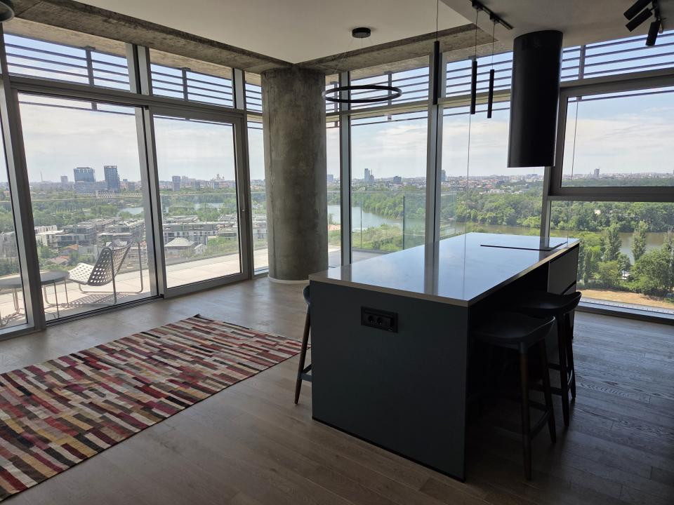 Apartament cu view panoramic, la etajul 12, in Floreasca