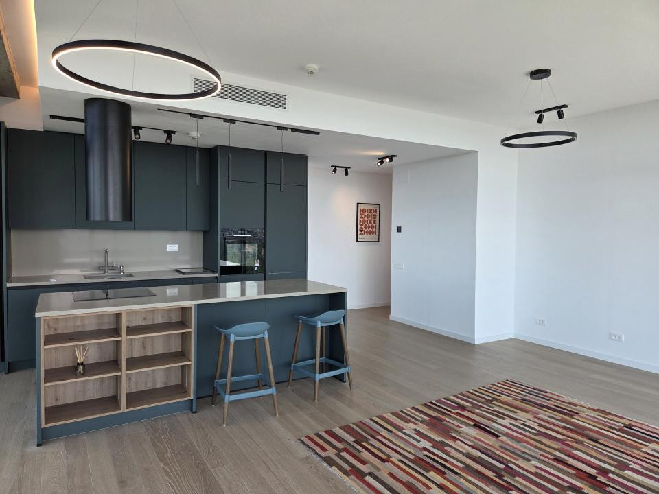Apartament cu view panoramic, la etajul 12, in Floreasca