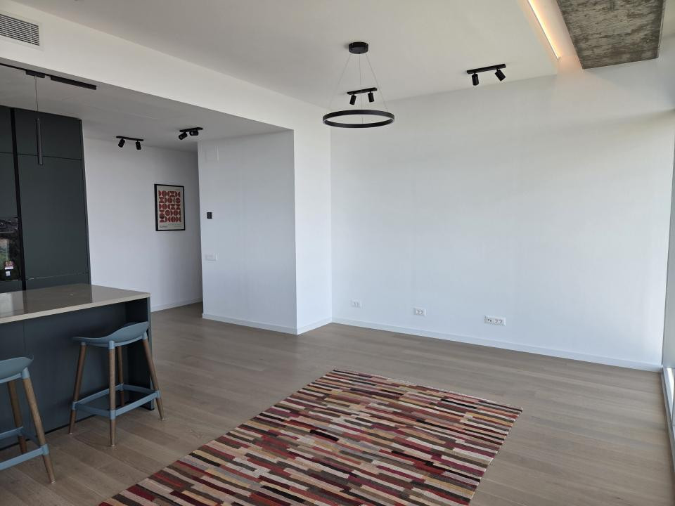 Apartament cu view panoramic, la etajul 12, in Floreasca