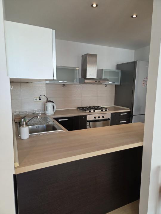 Apartament luminos si spatios, in zona Dorobanti, pretabil birou/rezidenta