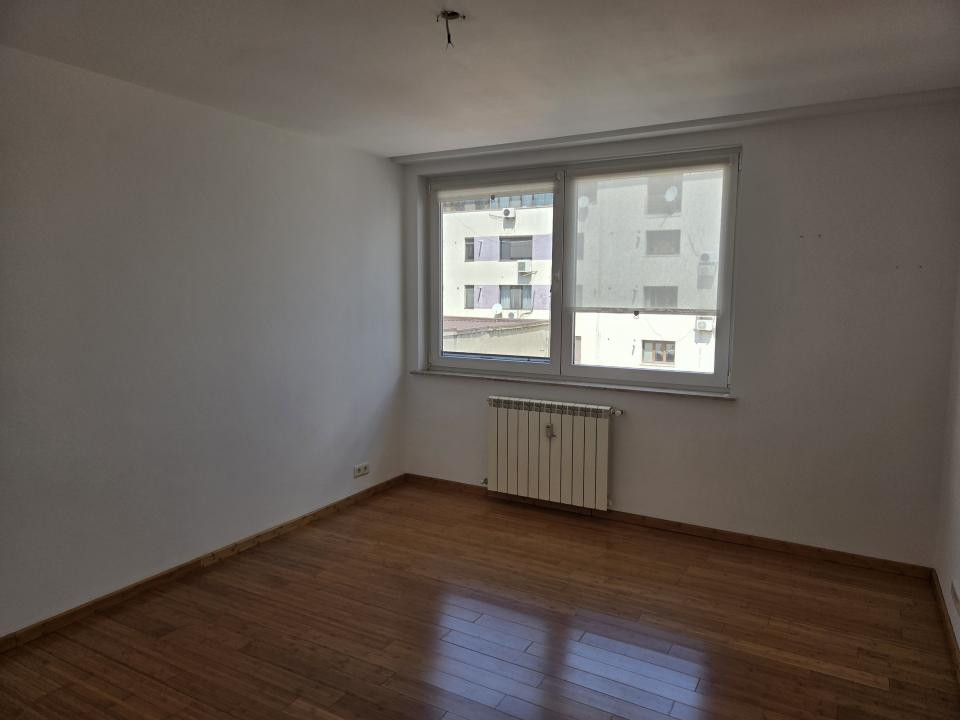 Apartament luminos si spatios, in zona Dorobanti, pretabil birou/rezidenta