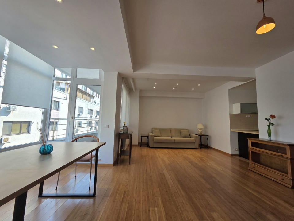 Apartament luminos si spatios, in zona Dorobanti, pretabil birou/rezidenta
