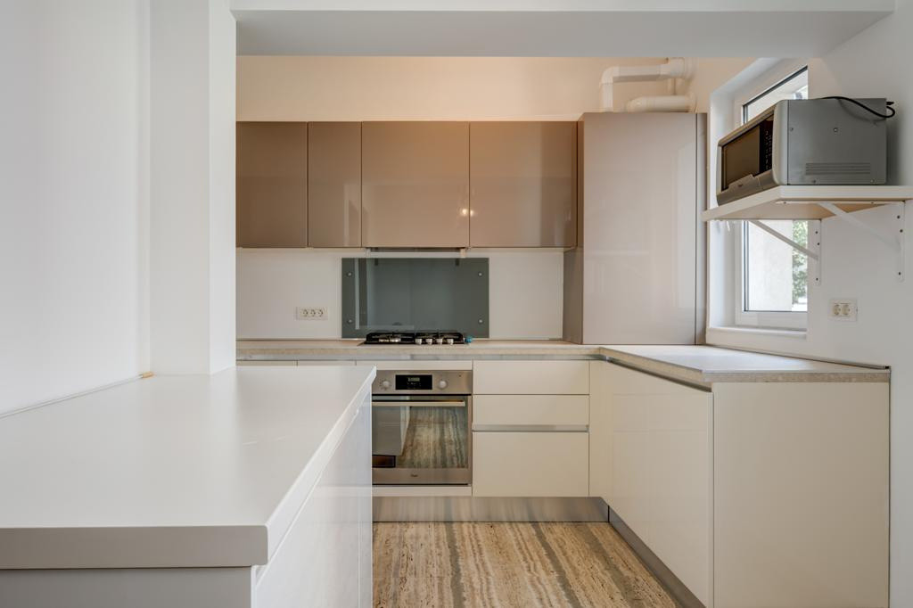 Apartament 4 camere, langa Parcul Ioanid, cu parcare inclusa