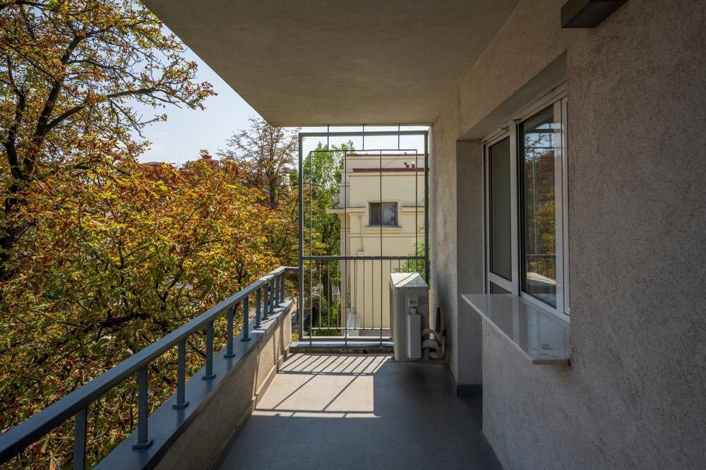 Apartament 4 camere, langa Parcul Ioanid, cu parcare inclusa