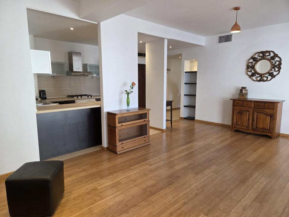 Apartament luminos, cu 3 camere, in zona Dorobanti