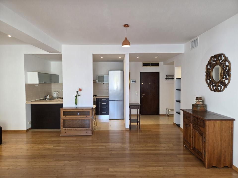 Apartament luminos, cu 3 camere, in zona Dorobanti