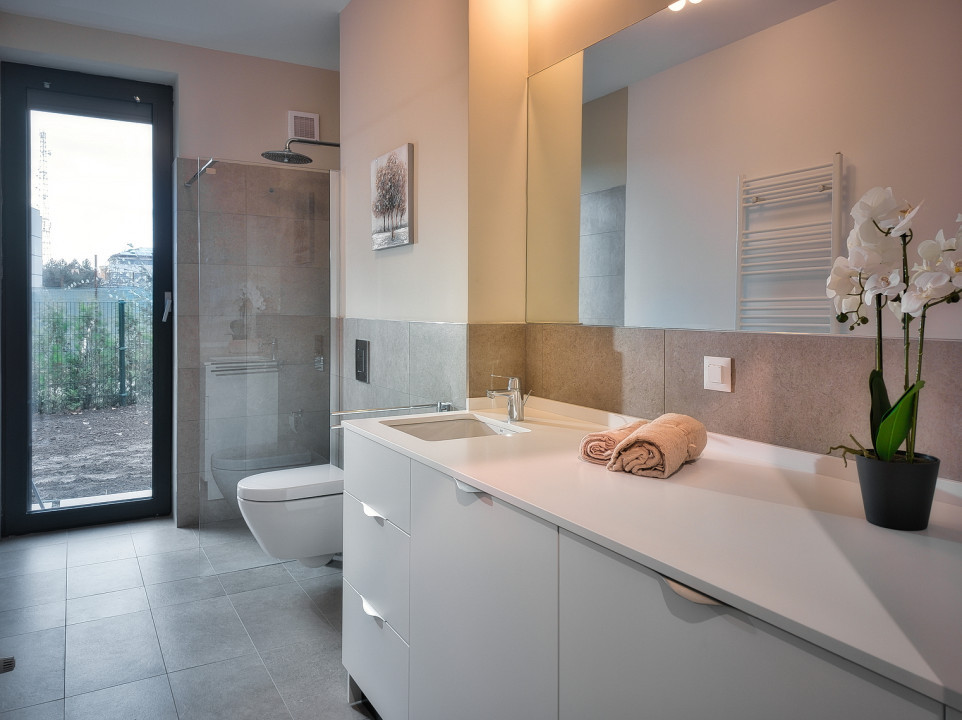 Prima inchiriere, apartament cu 2 dormitoare si gradina de 95 mp
