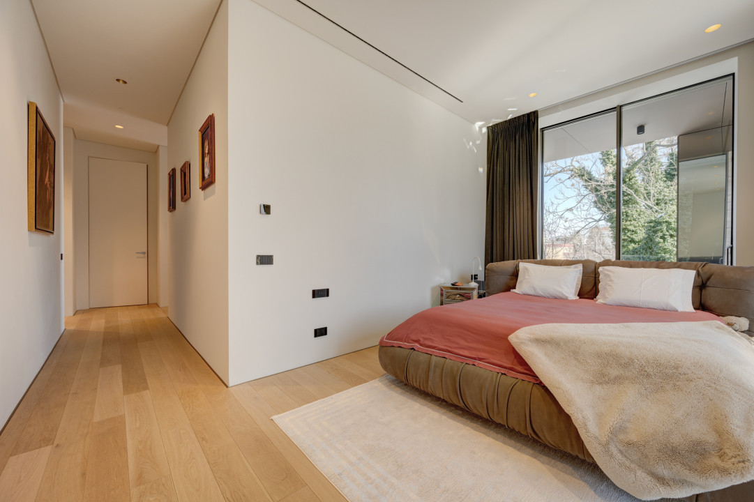 Outstanding and flawless property, on Kiseleff Boulevard