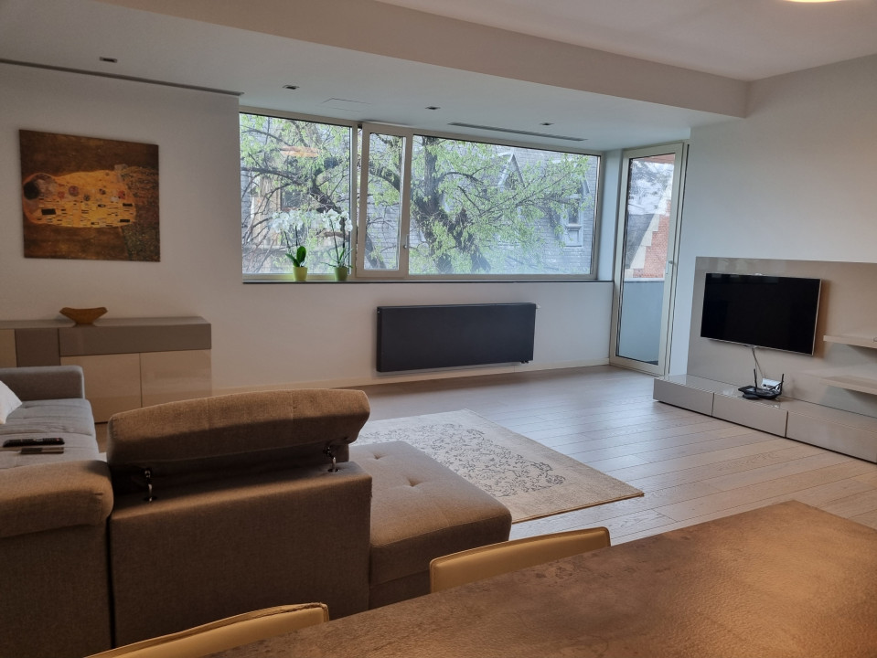 Apartament cu 2 camere, aproape de Calea Victoriei