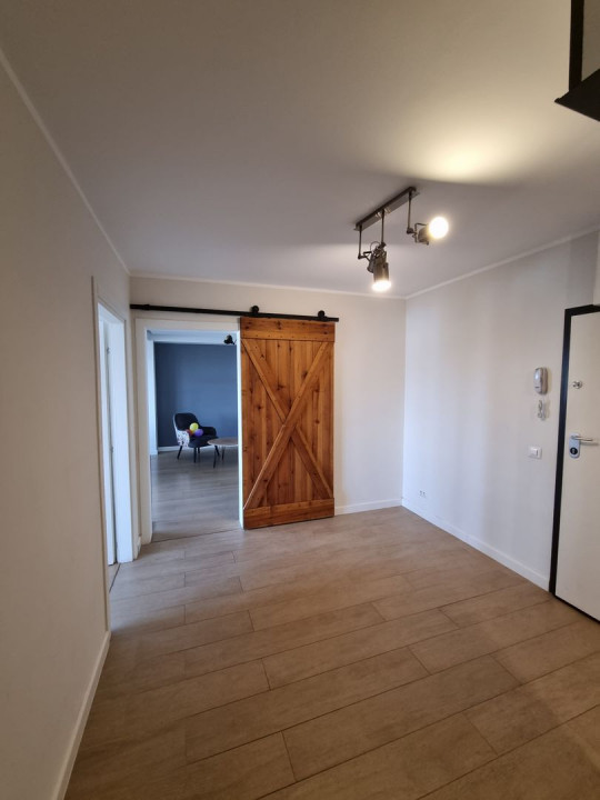 Sunny 3 bedrooms apartment, downtown