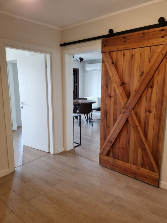 Sunny 3 bedrooms apartment, downtown