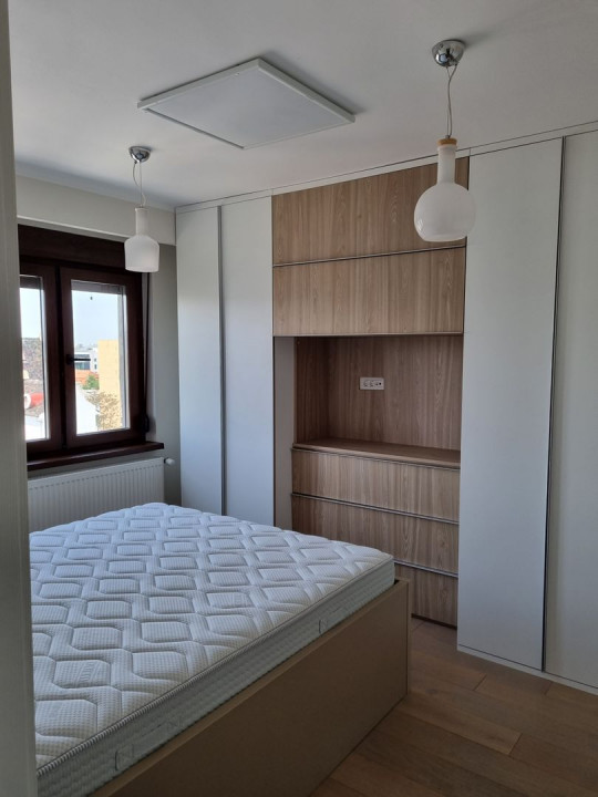 Sunny 3 bedrooms apartment, downtown