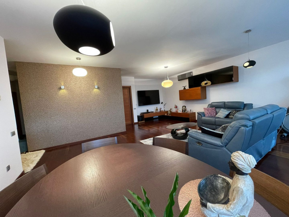 Apartament spatios si primitor,  langa Padurea Baneasa