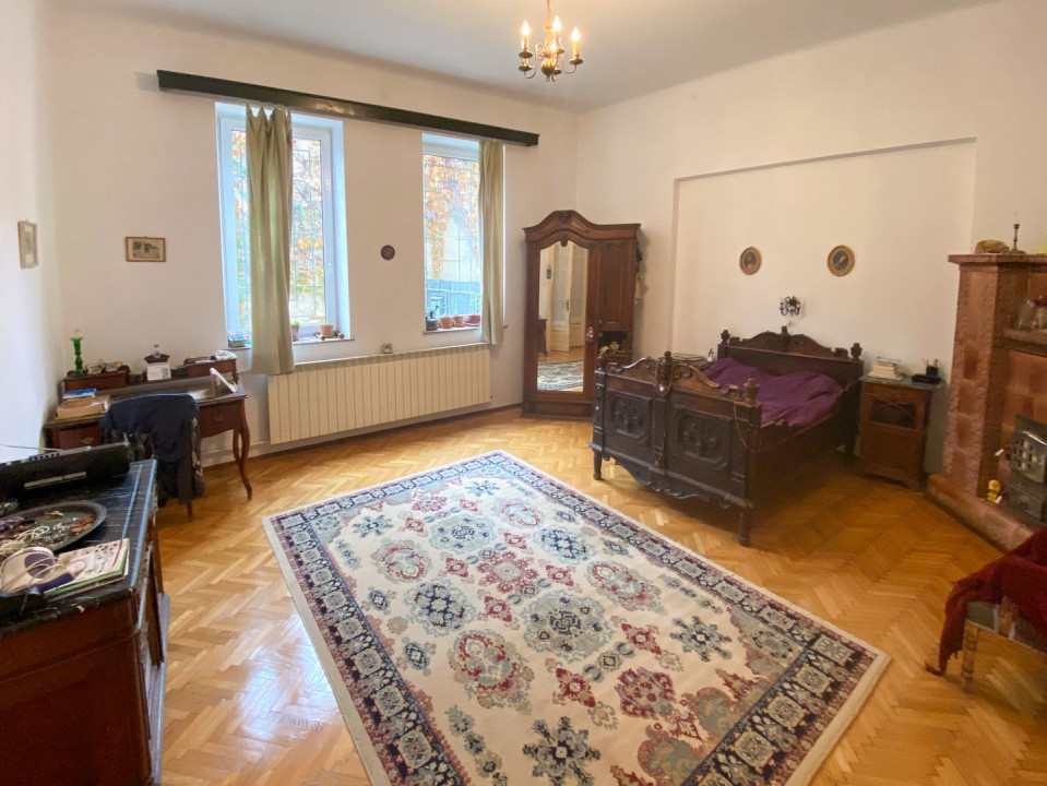 Vila cu personalitate interbelica