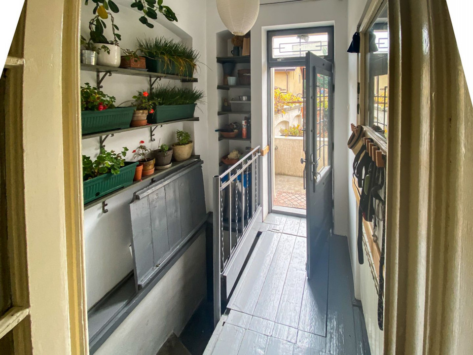 Vila cu personalitate interbelica