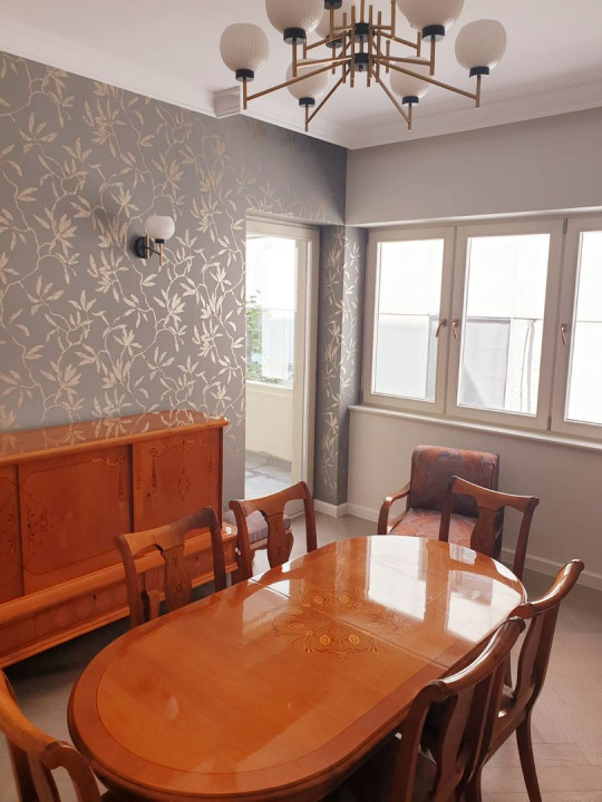 Beautiful and cozy 3 bedrooms apartment, in a small villa, Capitale area