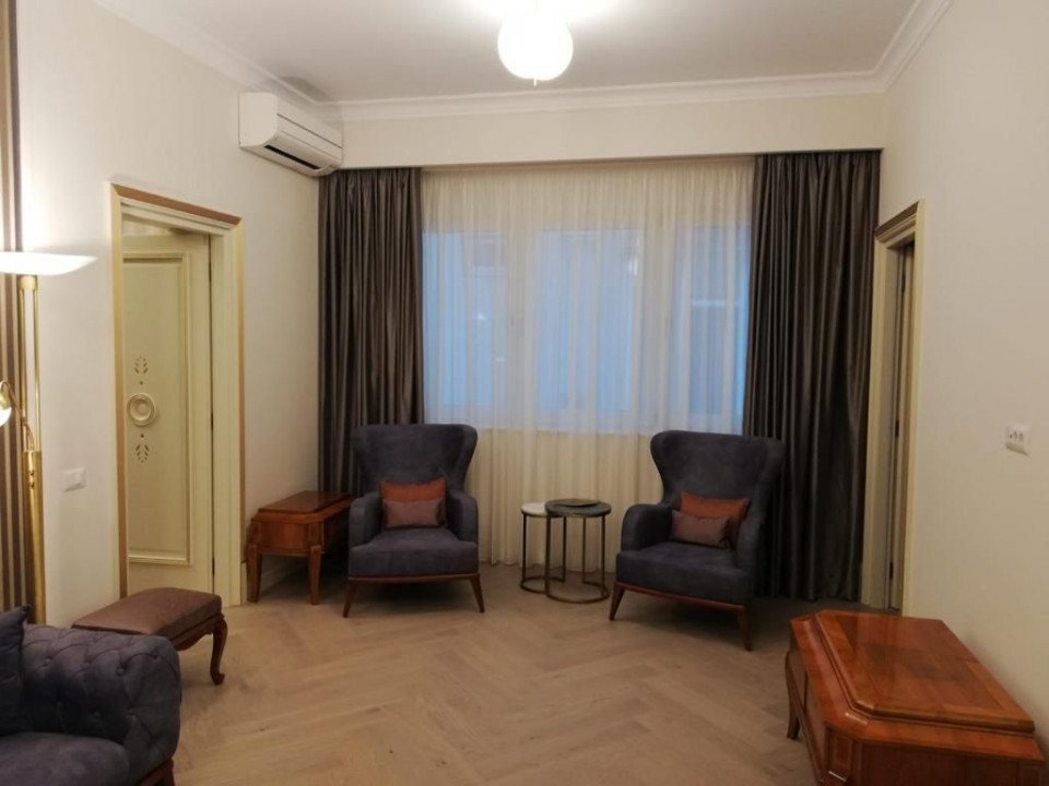 Beautiful and cozy 3 bedrooms apartment, in a small villa, Capitale area