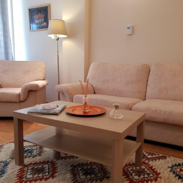 Apartament luminos si primitor, cu parcare si boxa