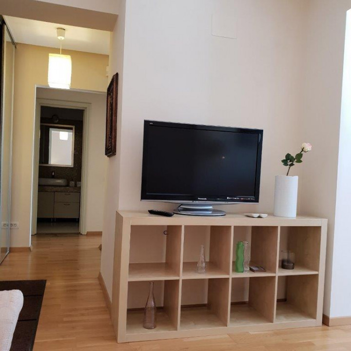 Apartament luminos si primitor, cu parcare si boxa