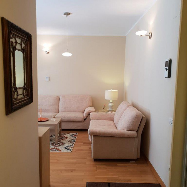 Apartament luminos si primitor, cu parcare si boxa