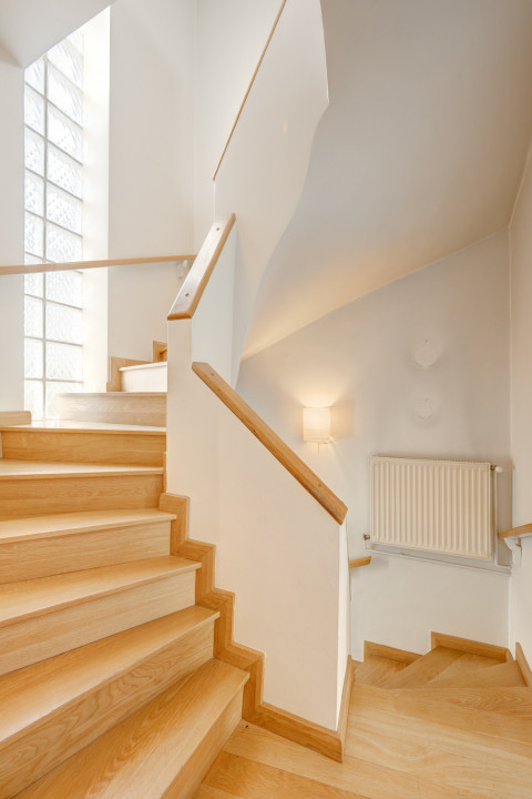 Vila spatioasa si luminoasa, in zona Floreasca