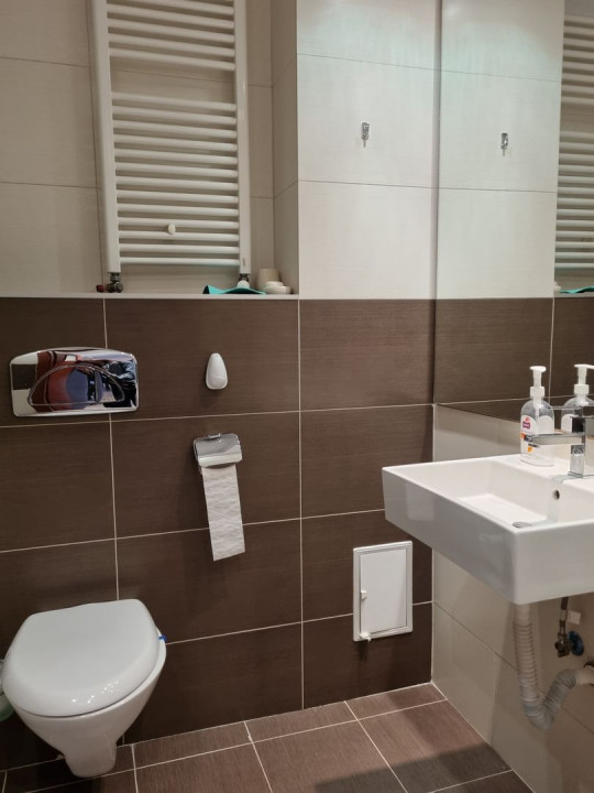 Apartament cochet, cu parcare subterana si boxa, in Jupiter Residence