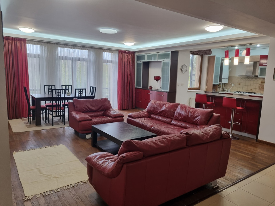 Apartament luminos si spatios, in Baneasa