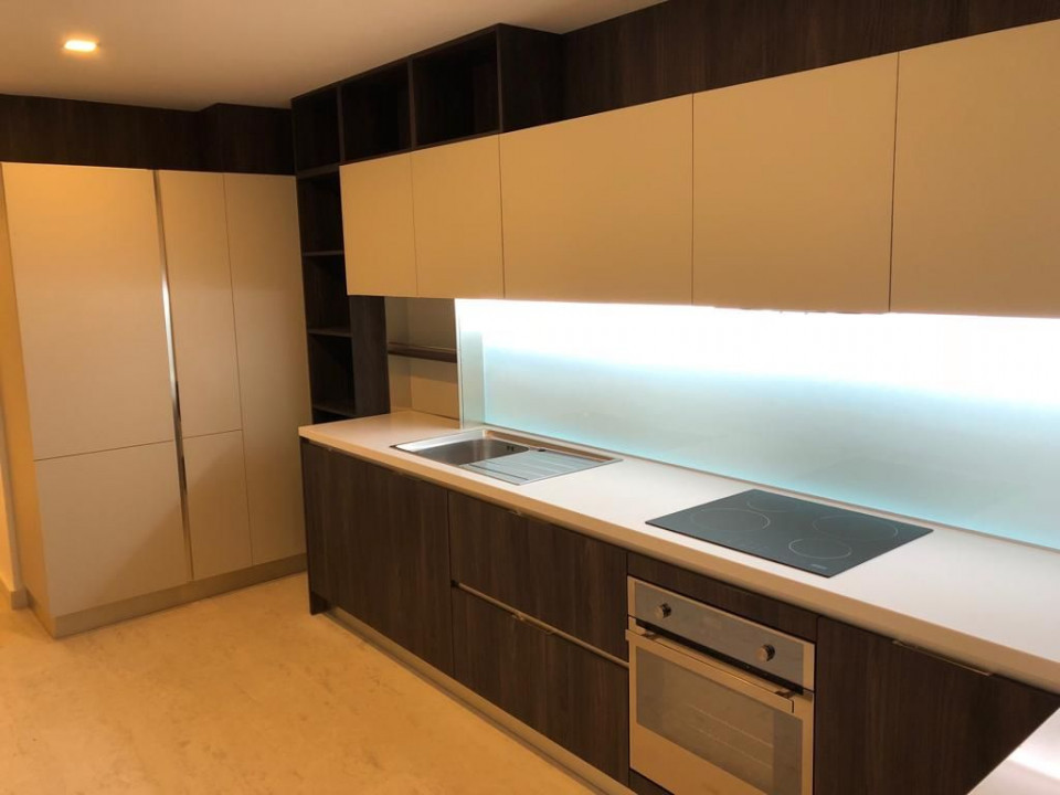 Apartament luminos, aproape de Piata Victoriei