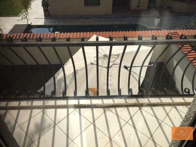 Spacious villa next to Herastrau Park