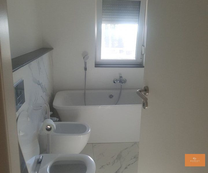 Beautiful and bright apartment, in Dorobanti Square