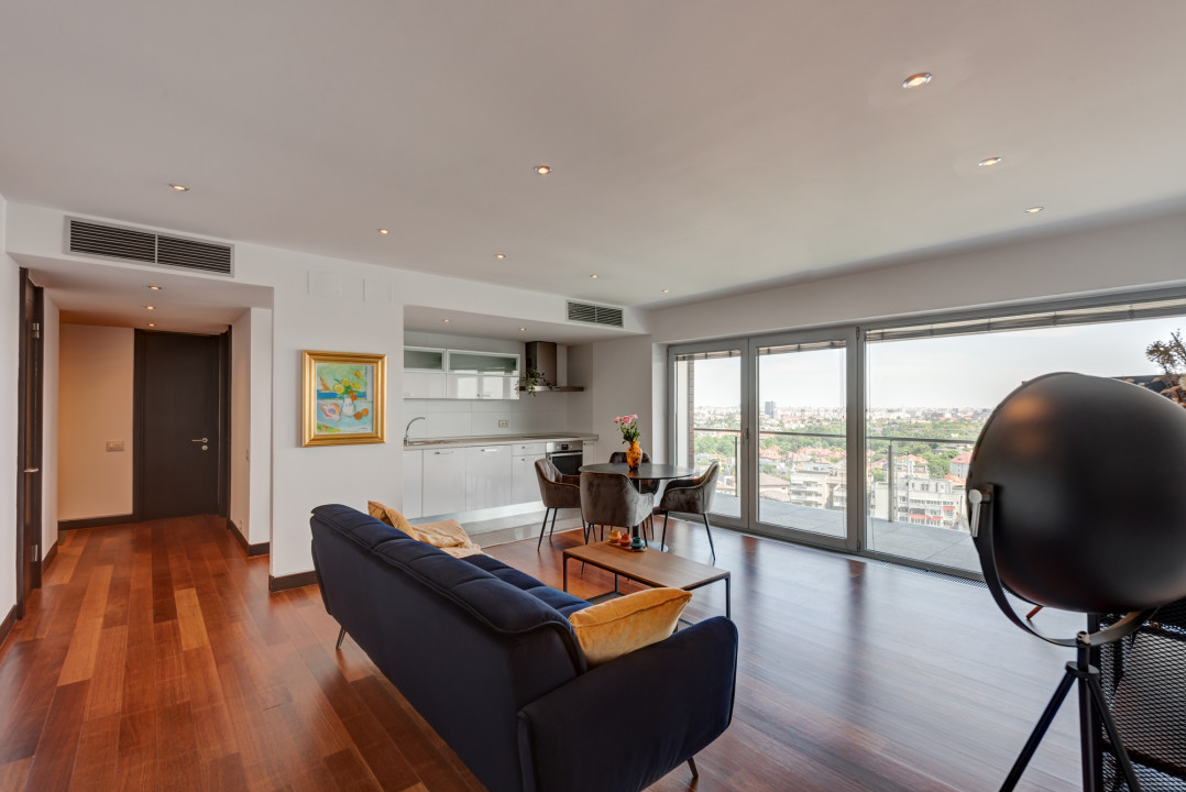 Apartament luminos cu priveliste panoramica, situat in Alia Apartments