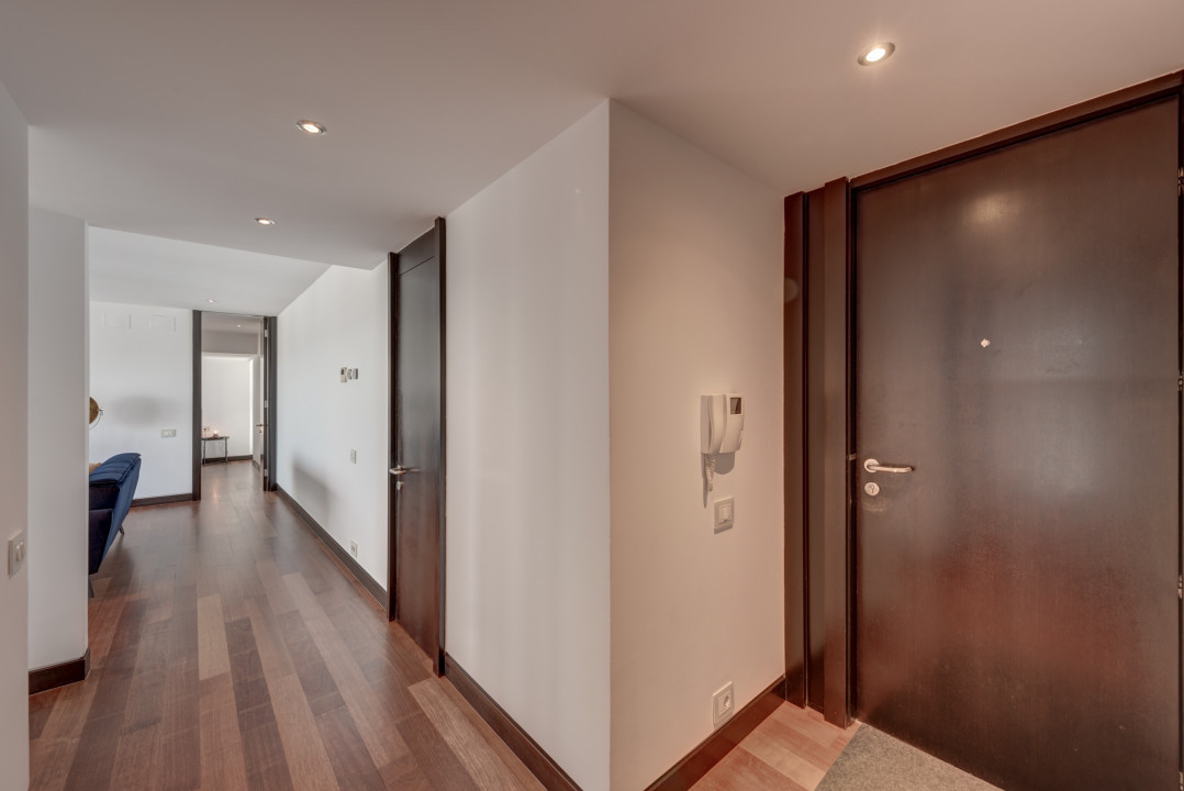 Apartament luminos cu priveliste panoramica, situat in Alia Apartments