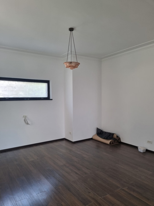 Vila cu arhitectura deosebita, in zona Universitate