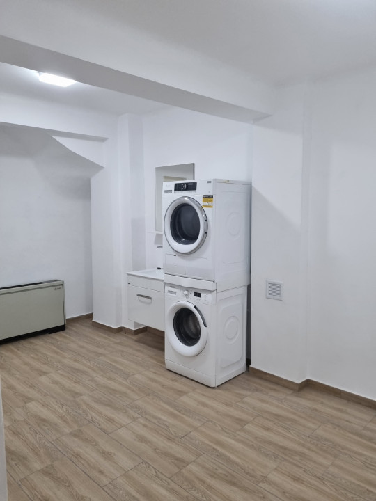 Vila cu arhitectura deosebita, in zona Universitate