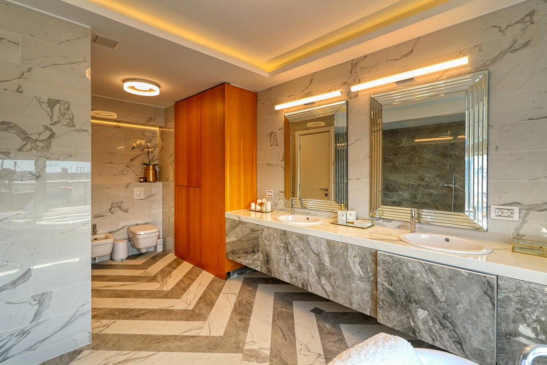 Delightful penthouse, high end furniture and finishings, close to city center