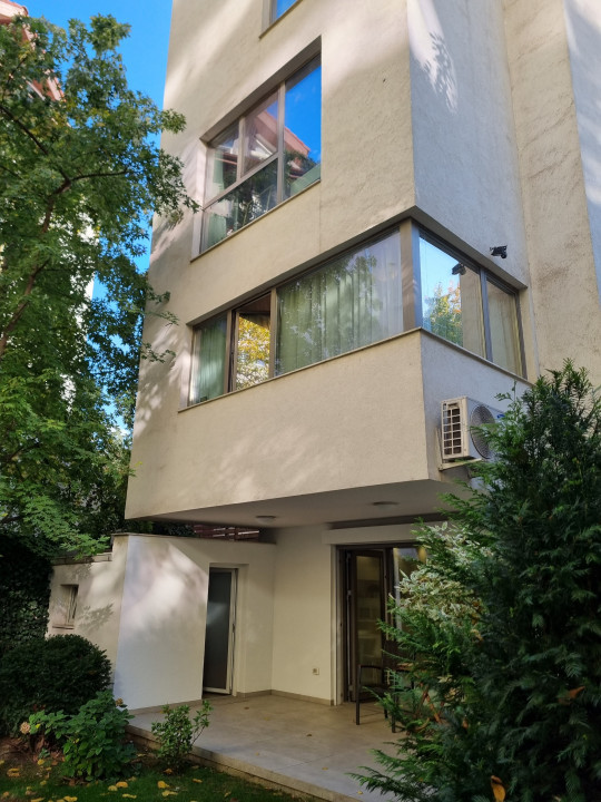 Beautiful duplex  with garden