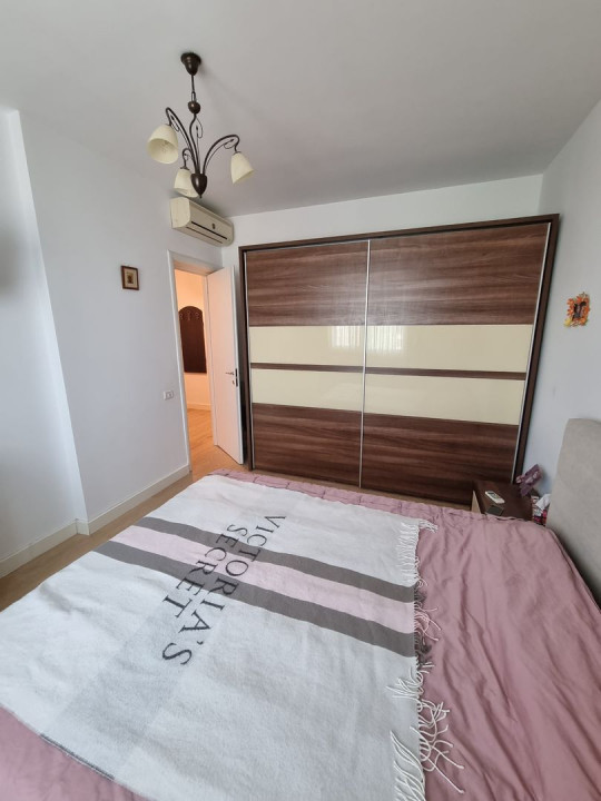 Duplex cu 3 camere, luminos si primitor