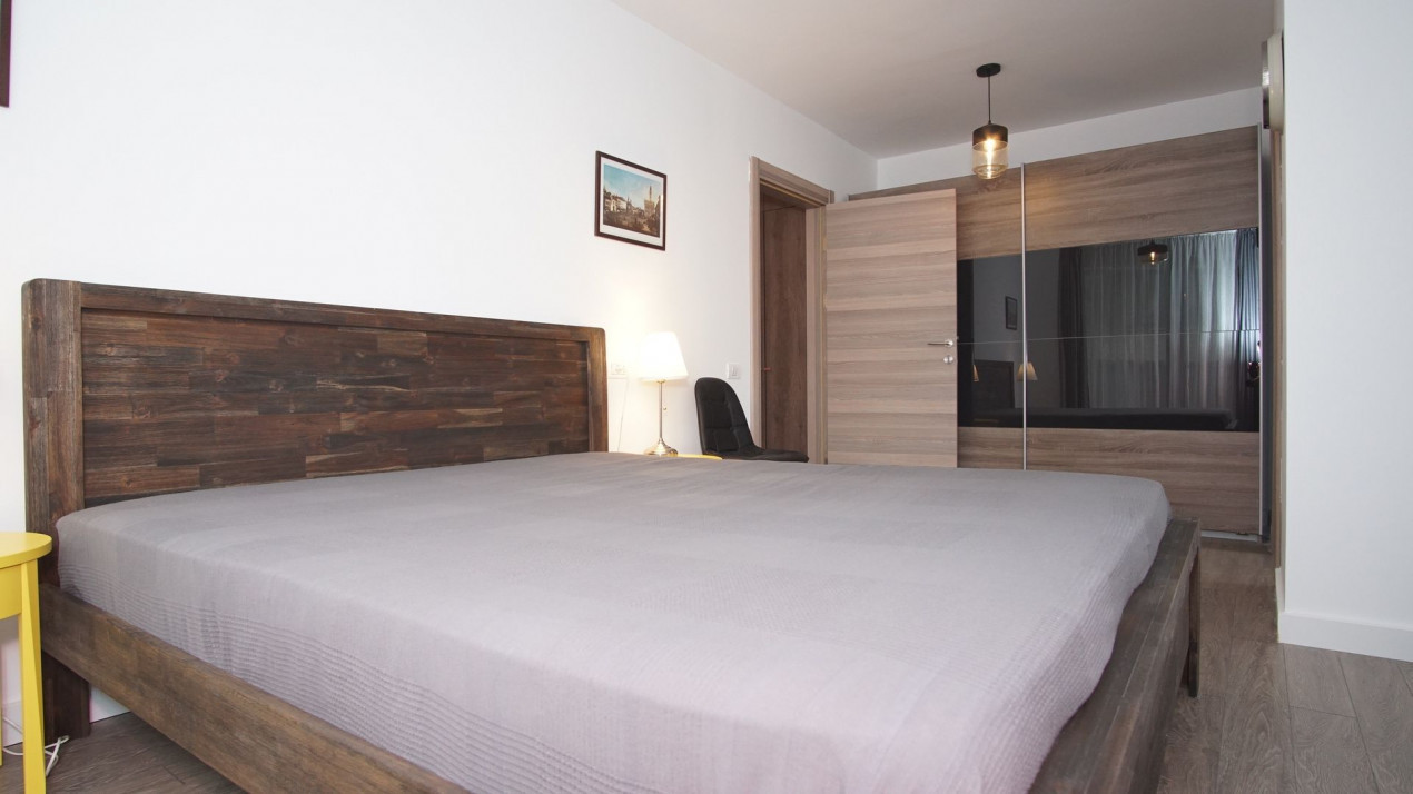One bedroom apartament, close to Victoriei Square
