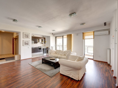 Apartament luminos si spatios, cu vedere la parc