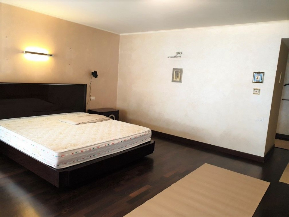 Apartament  generos, cu 4 camere, partial mobilat, langa Parcul Herastrau